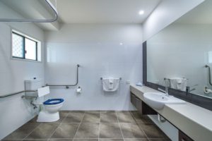 KortesResort accessiblebathroom 300x200